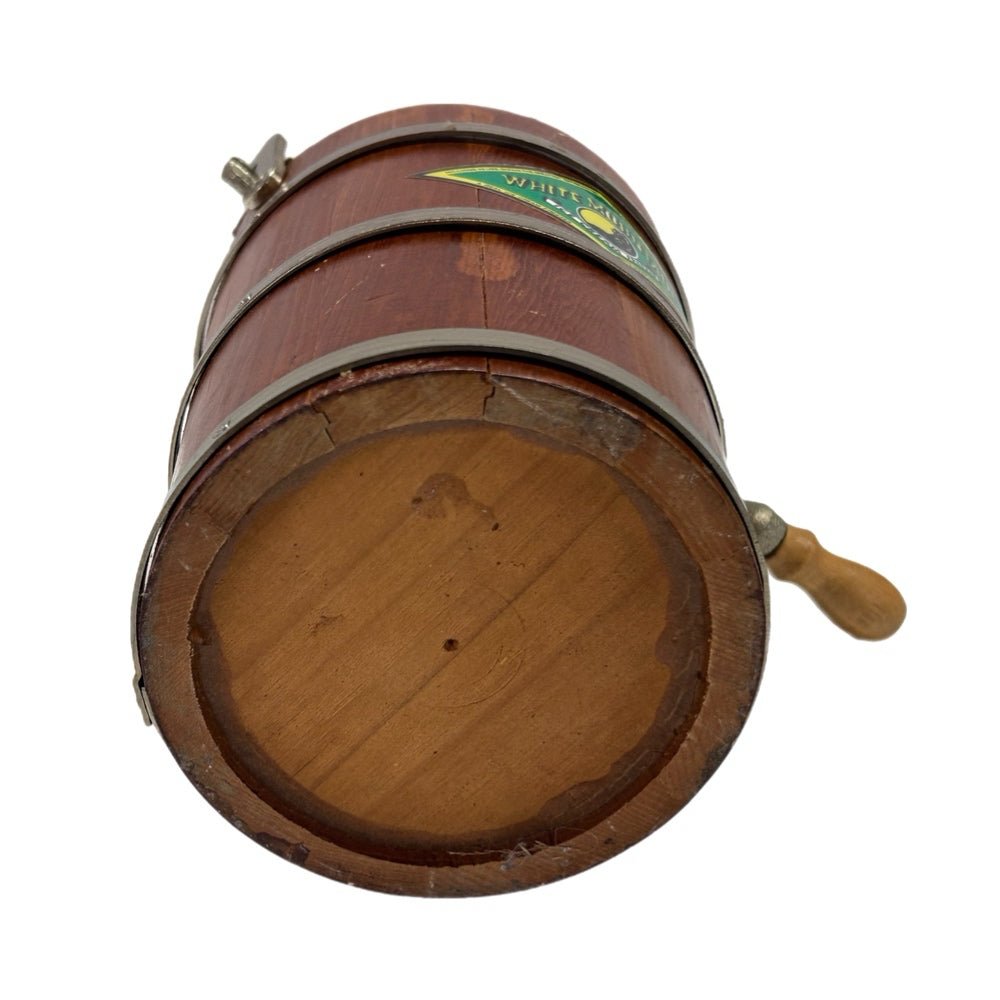 White Mountain Ice Cream Freezer Hand Crank Ice Cream Maker Mini Junior VINTAGE | Finer Things Resale