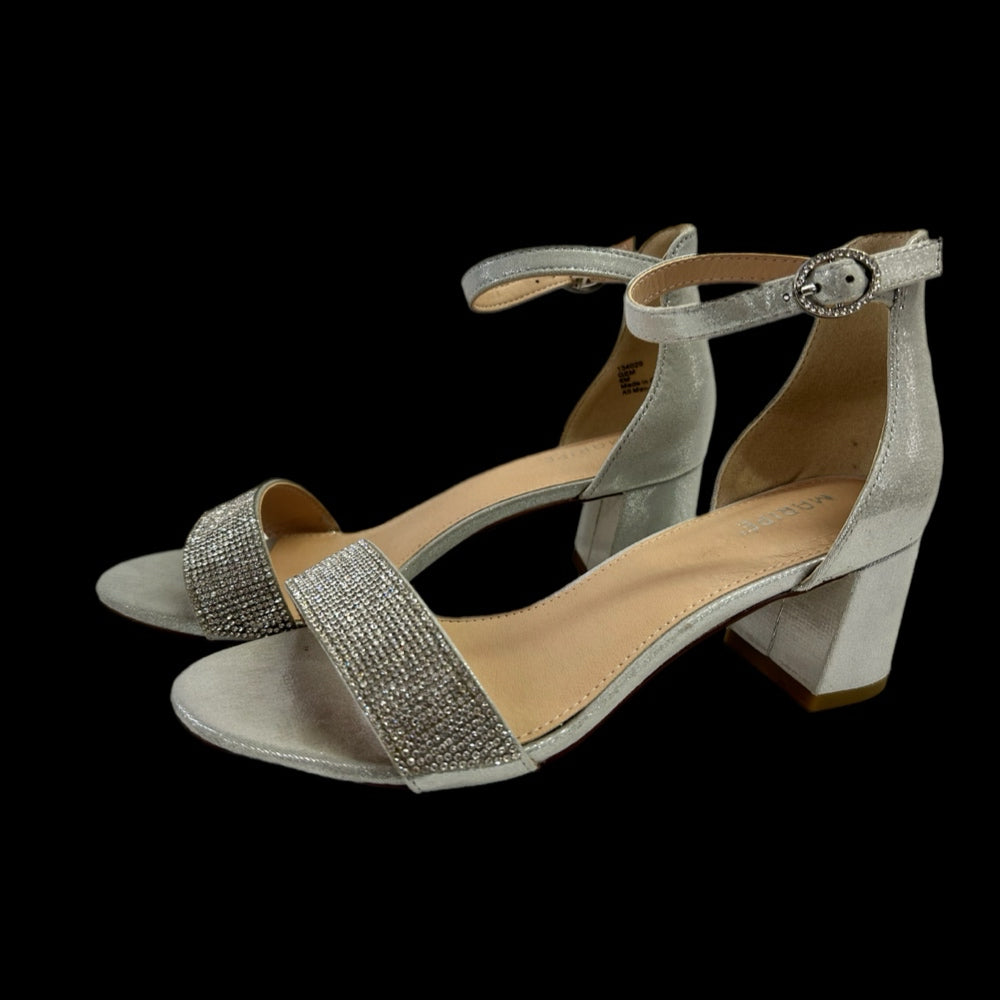 Maripe' Rhinestone accent sandal SIZE 6M