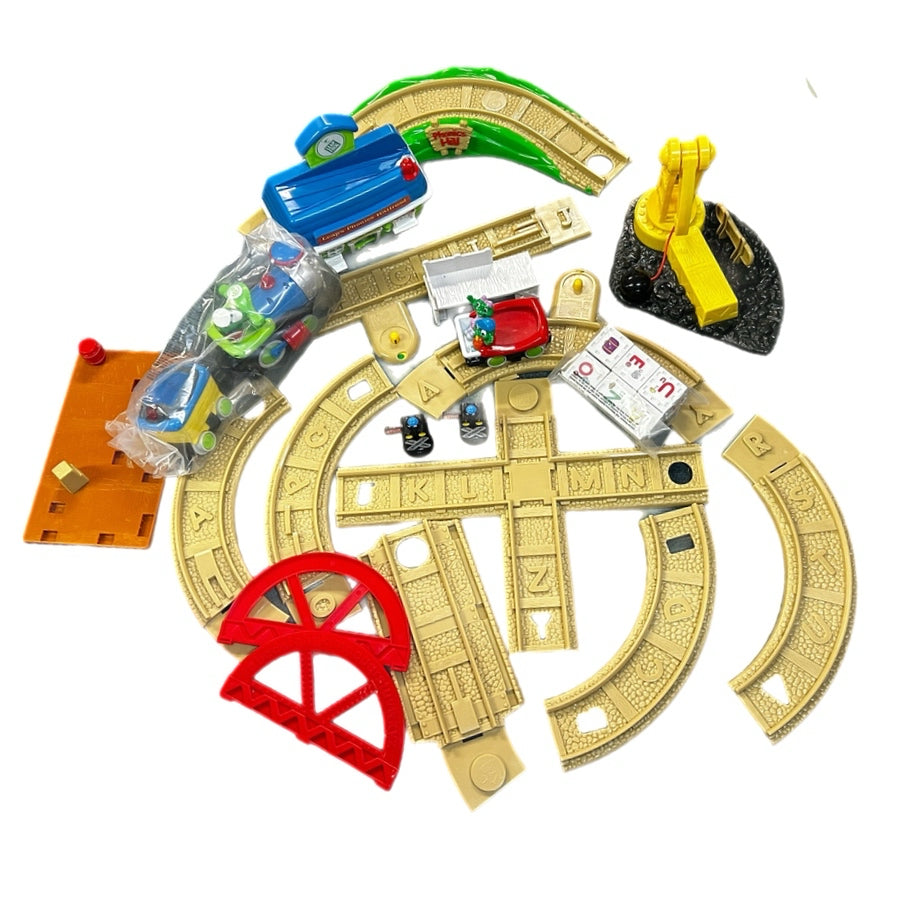 LeapFrog Leap's Phonics Railroad Complete Set in box #21025 VINTAGE 2005 | Finer Things Resale