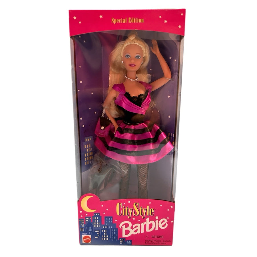 City Style Barbie Special Edition Doll Mattel 17237 NRFB VINTAGE 1996 | Finer Things Resale