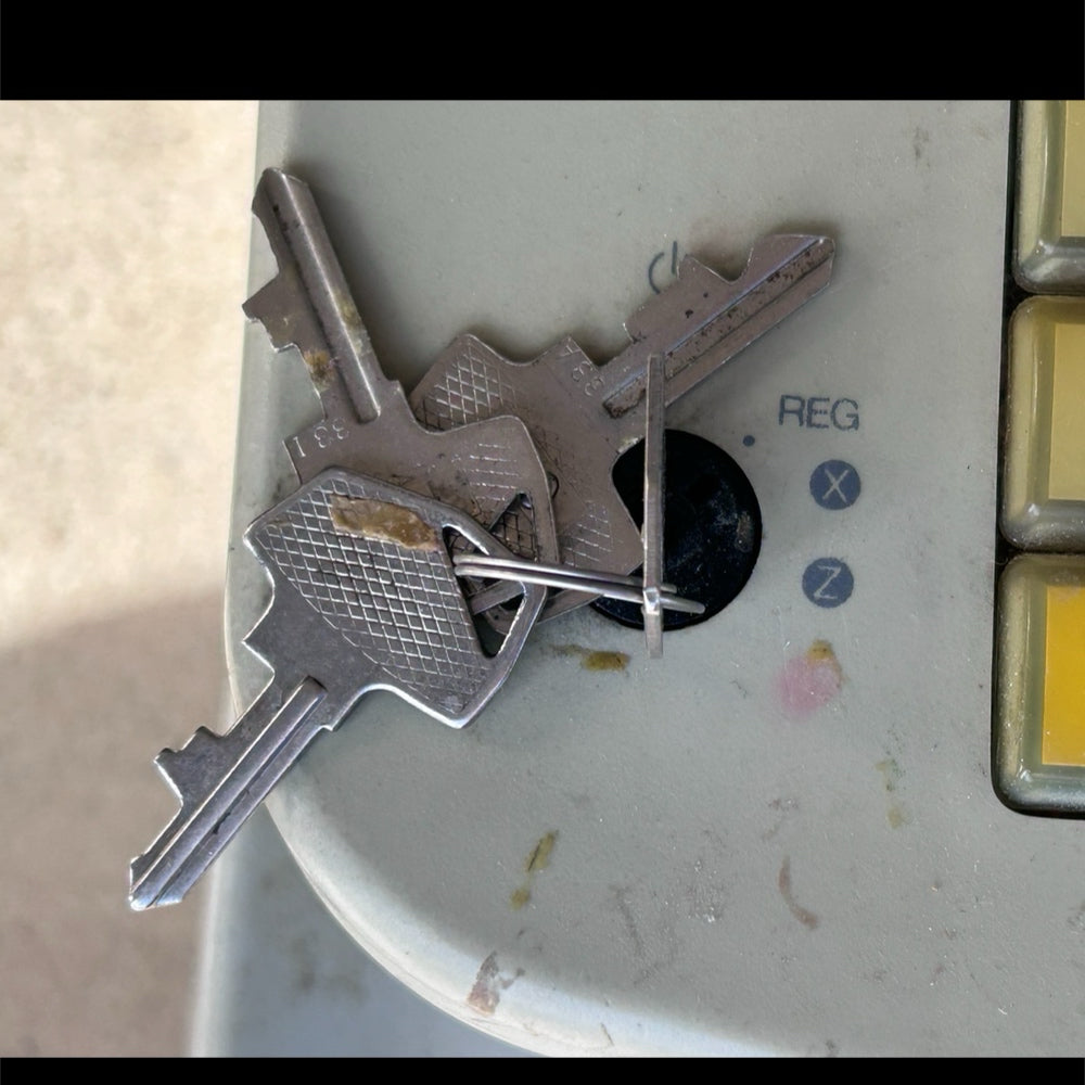 Royal 487nx cash register REPLACEMENT MA & OP Keys | Finer Things Resale