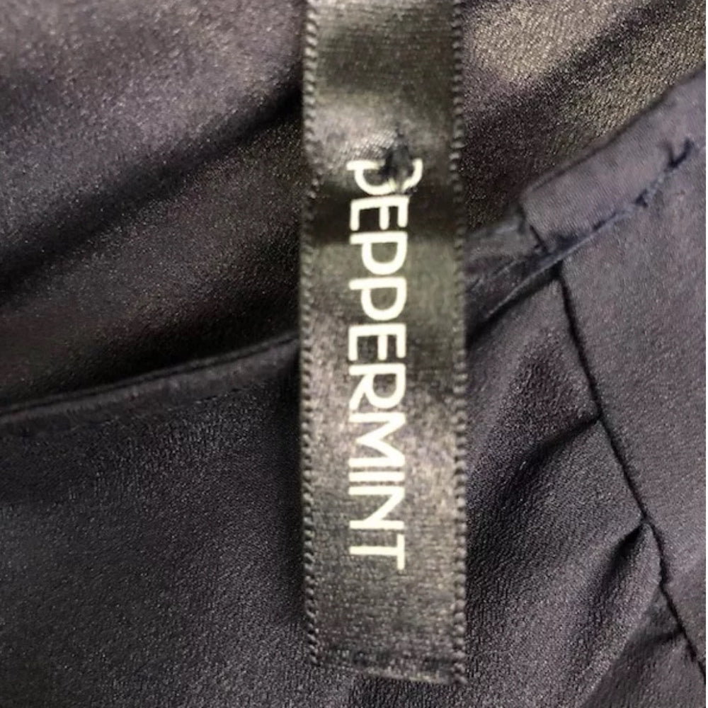 Peppermint sleeveless lace dress SIZE SMALL