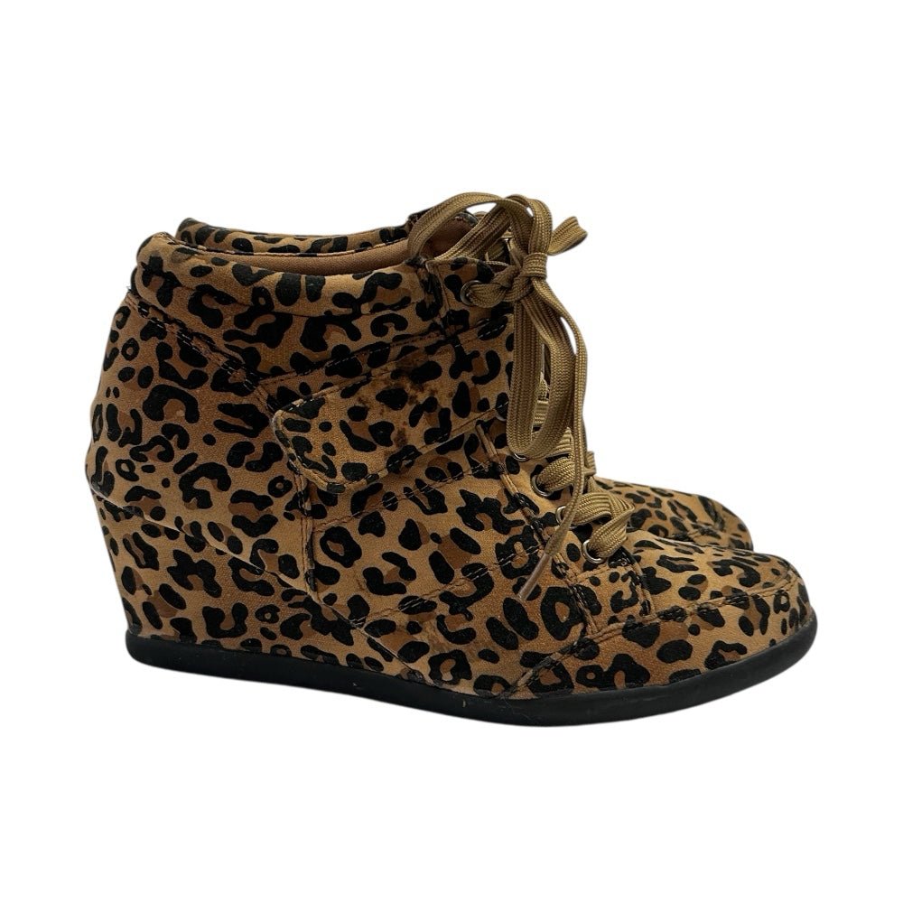 Forever Leopard Print Wedge Ankle Boots Booties SIZE | Finer Things Resale