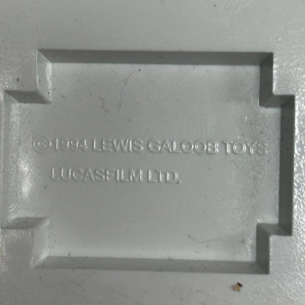 Star Wars Micro Machines R2-D2 Playset  2 figures Galoob VINTAGE 1994 | Finer Things Resale