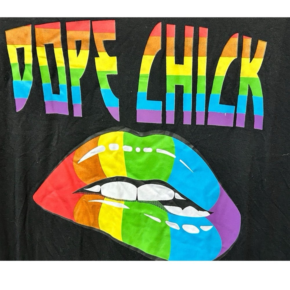 Dope Chick Lips retro short sleeve fringe t-shirt Popular Sport SIZE LARGE | Finer Things Resale