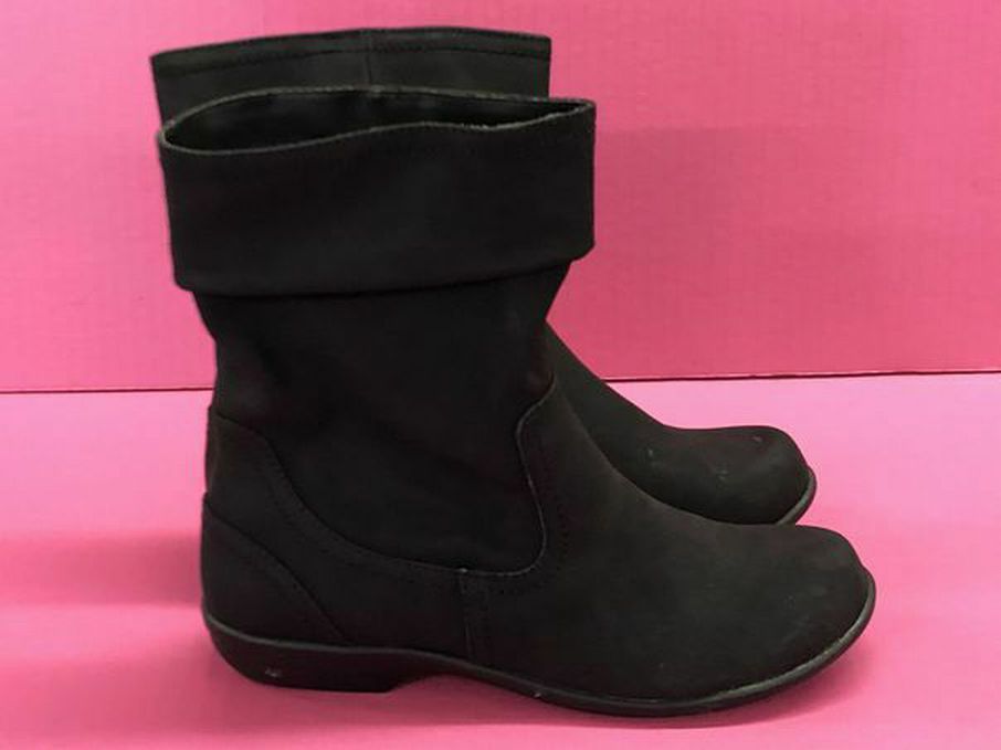 Croft & Barrow Cbeudora ankle boots SIZE 7 LIKE NEW! | Finer Things Resale