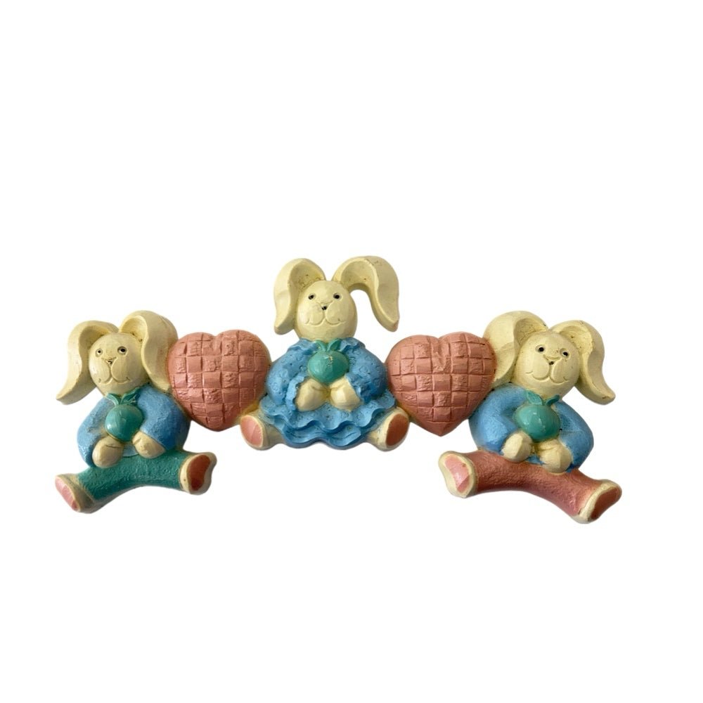 Vintage HOMCO Bunny Rabbits Hearts Wall Art Nursery Decor VINTAGE 1980s | Finer Things Resale
