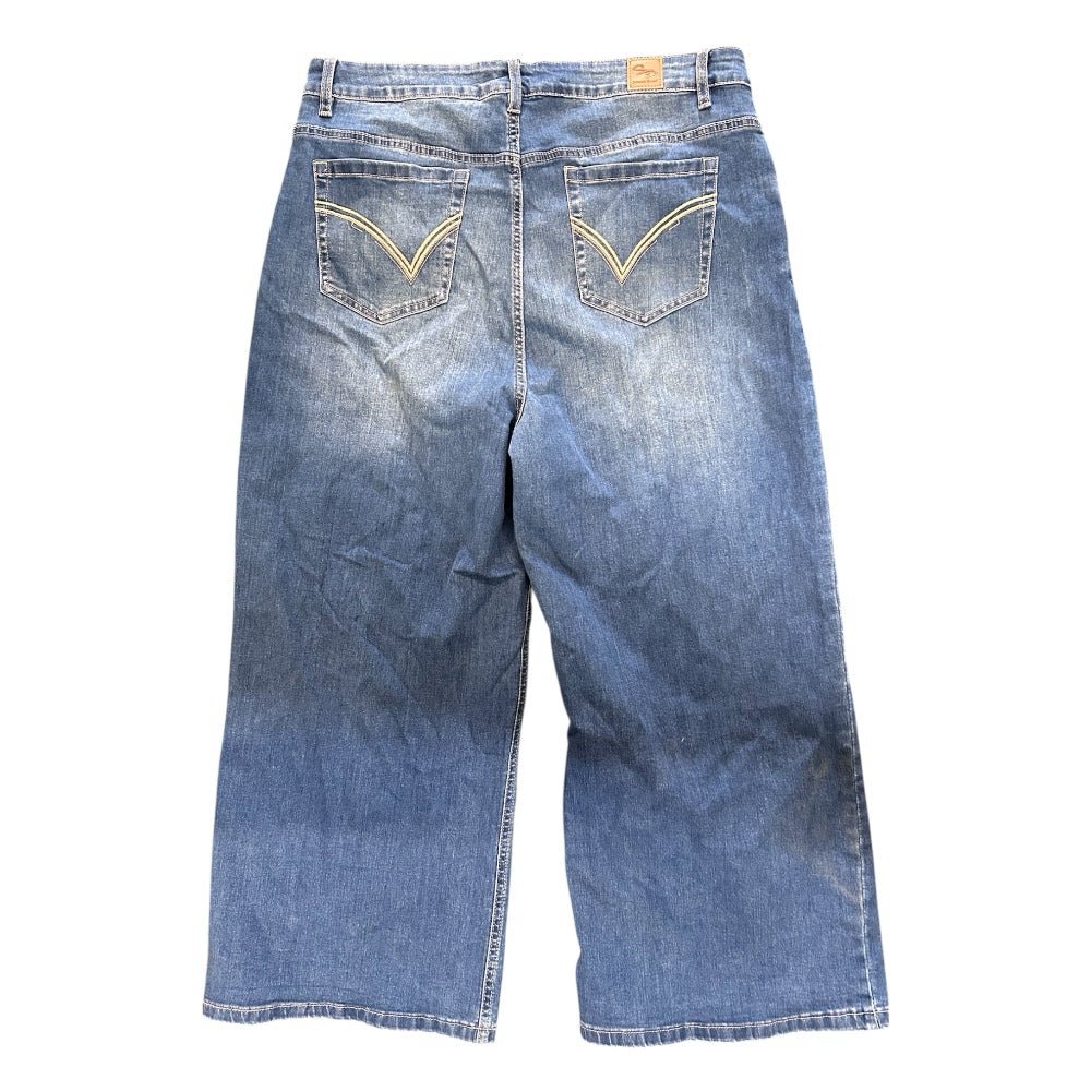 Suzanne Betro Mia Wide Leg Ankle Jeans SIZE 16 NWT | Finer Things Resale