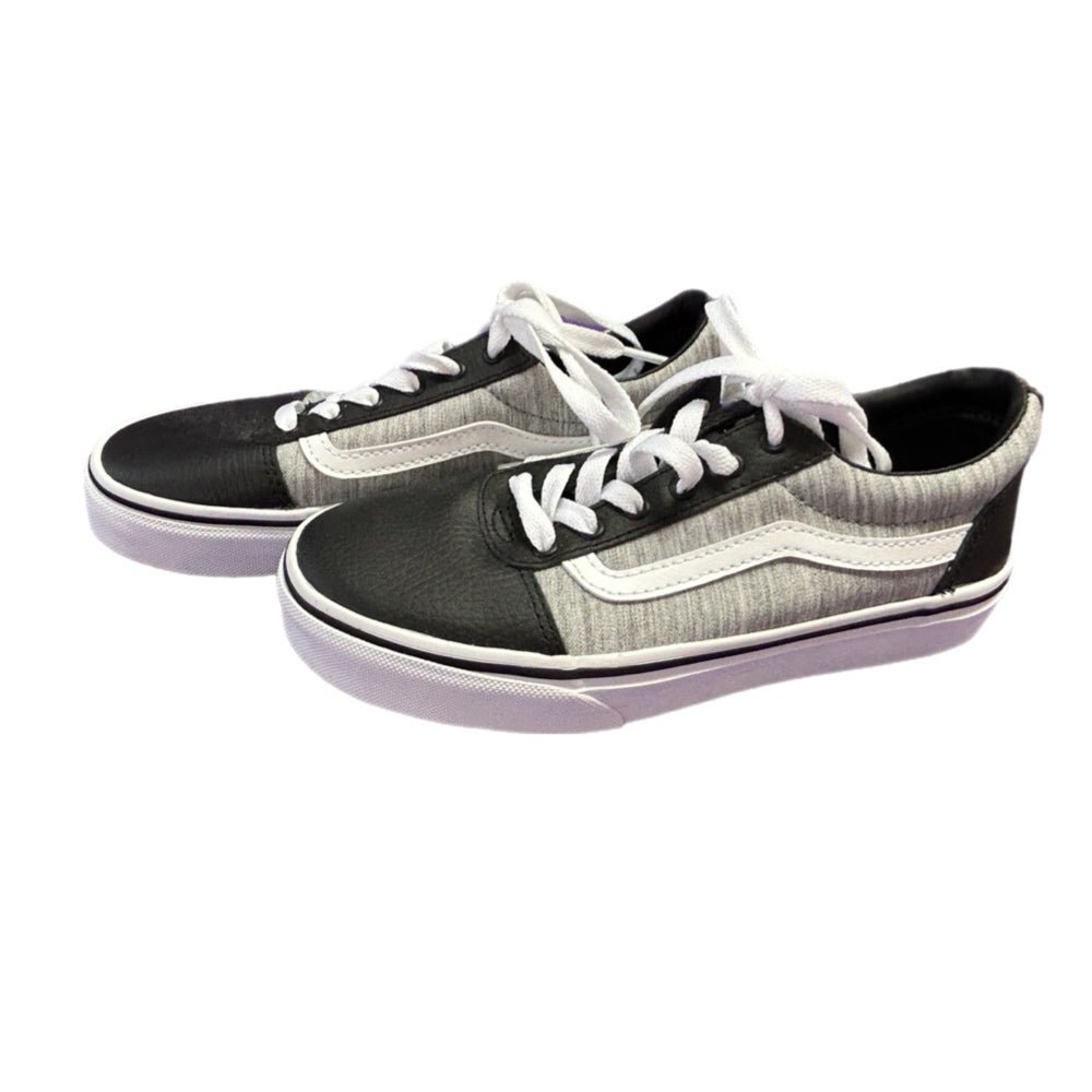 Vans Old Skool Off the Wall low top sneakers YOUTH BIG KID SIZE 3 | Finer Things Resale