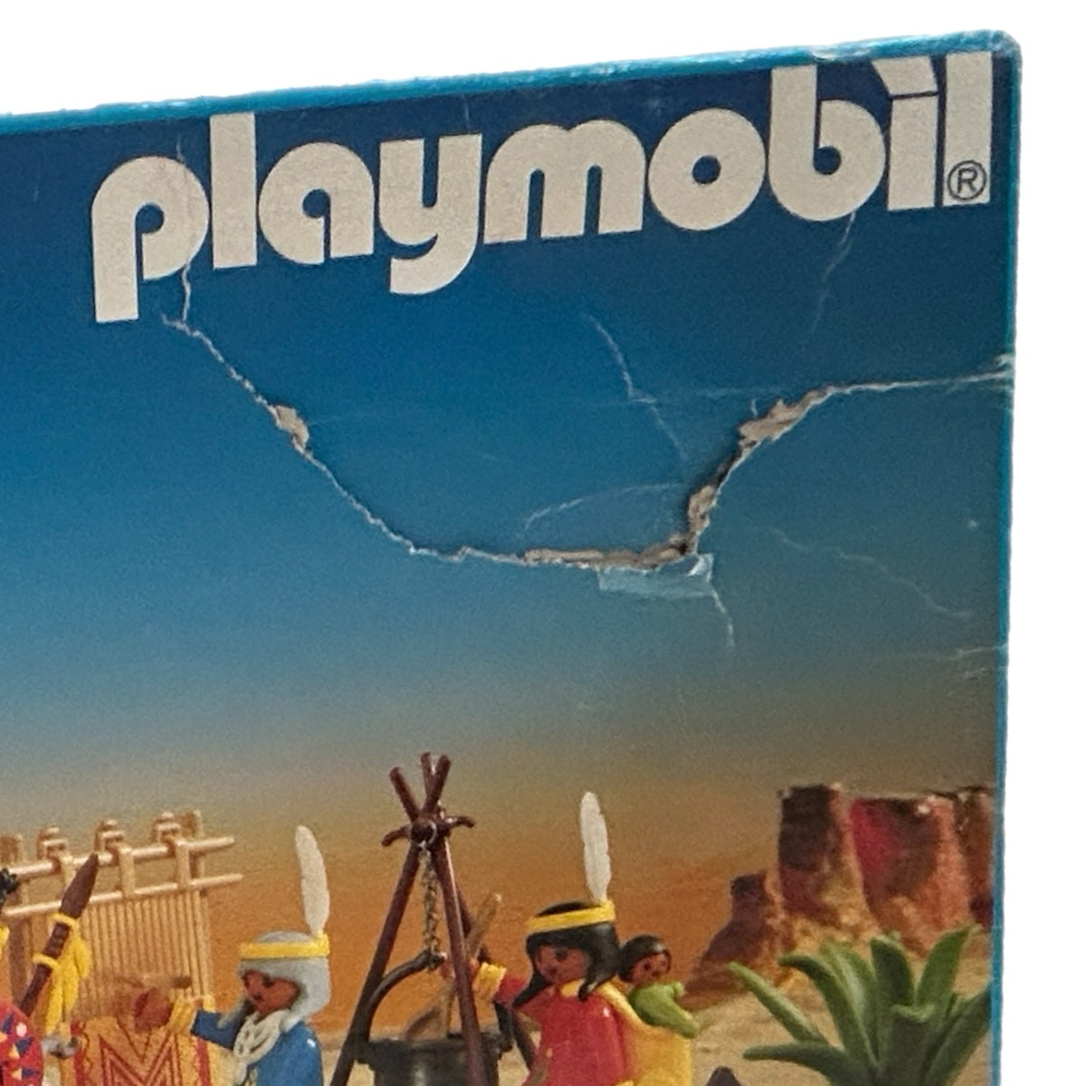 Playmobil Indian Camp 3733 NEW Factory Sealed Contents Damaged Box VINTAGE 1988