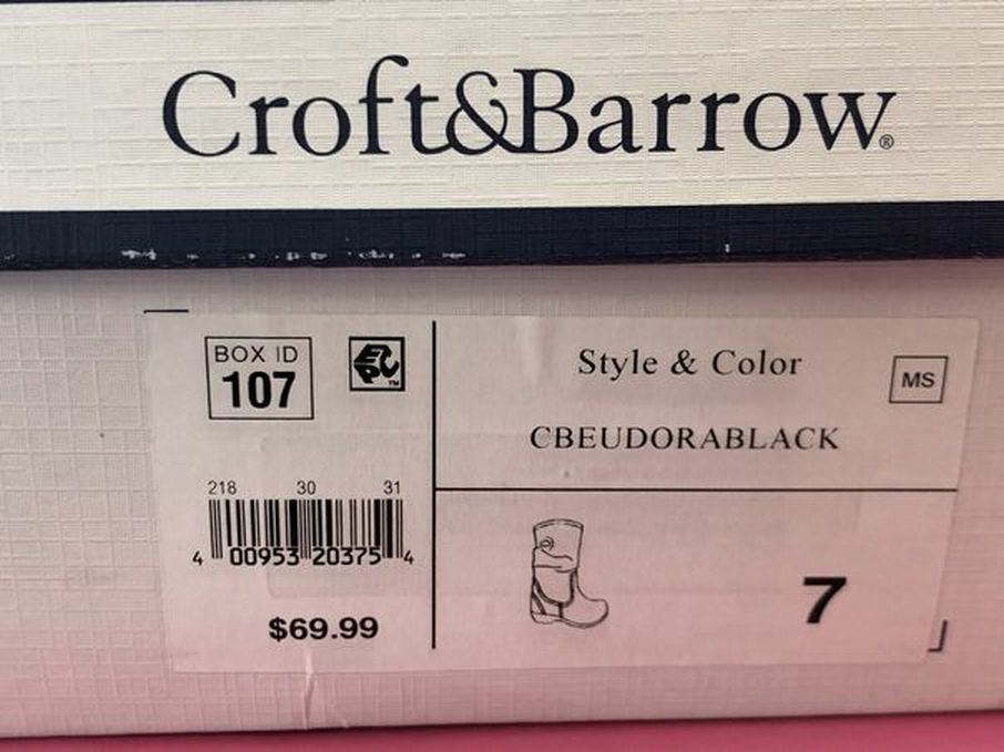Croft & Barrow Cbeudora ankle boots SIZE 7 LIKE NEW! | Finer Things Resale