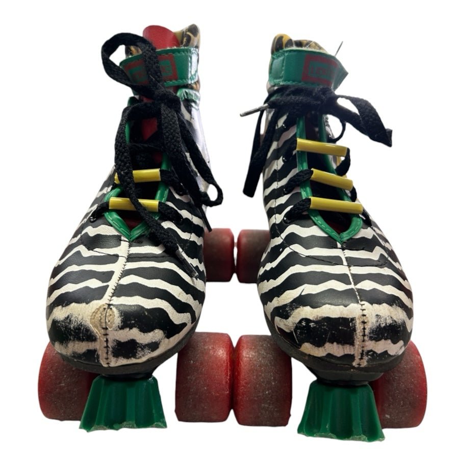 Vintage 1994 Disney Lion King Simba Roller Skates Brookfield Youth size 4 | Finer Things Resale