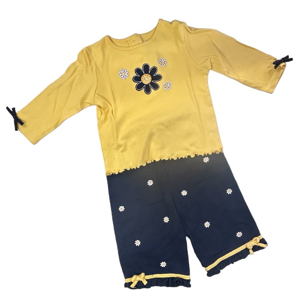 Sweet Sarah 3pc long sleeve flower capri pant & skirt set SIZE 3T VINTAGE 2000's | Finer Things Resale