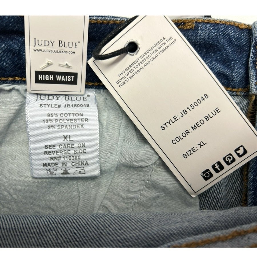Judy Blue High Waist Distressed Daisy Patch Denim Shorts JB150048 BRAND NEW! | Finer Things Resale