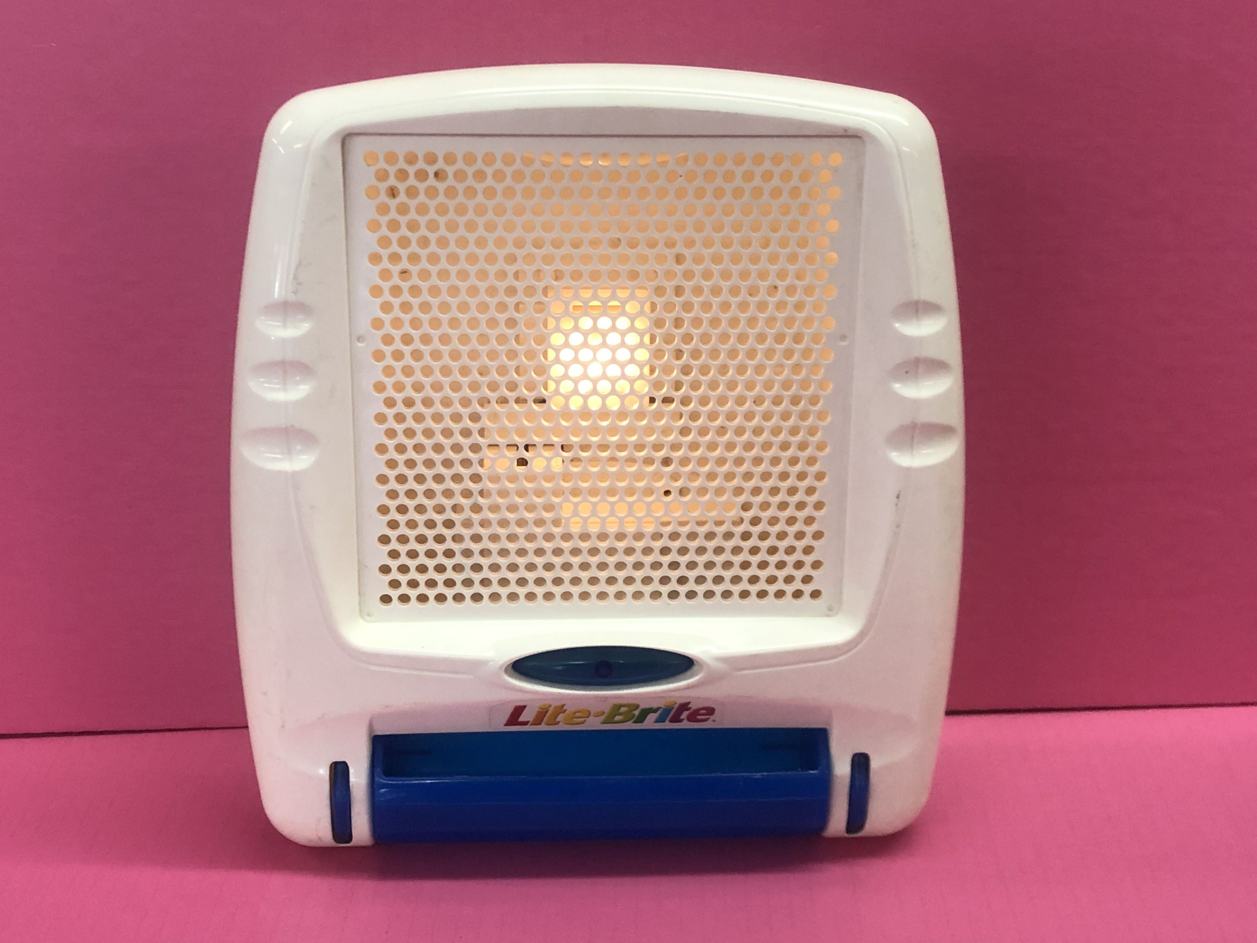 Hasbro Lite Brite 2003 travel | Finer Things Resale