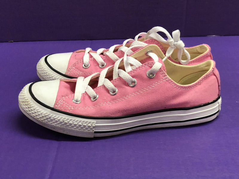Converse Chuck Taylor All Stars  Sneakers shoes SIZE 2 | Finer Things Resale