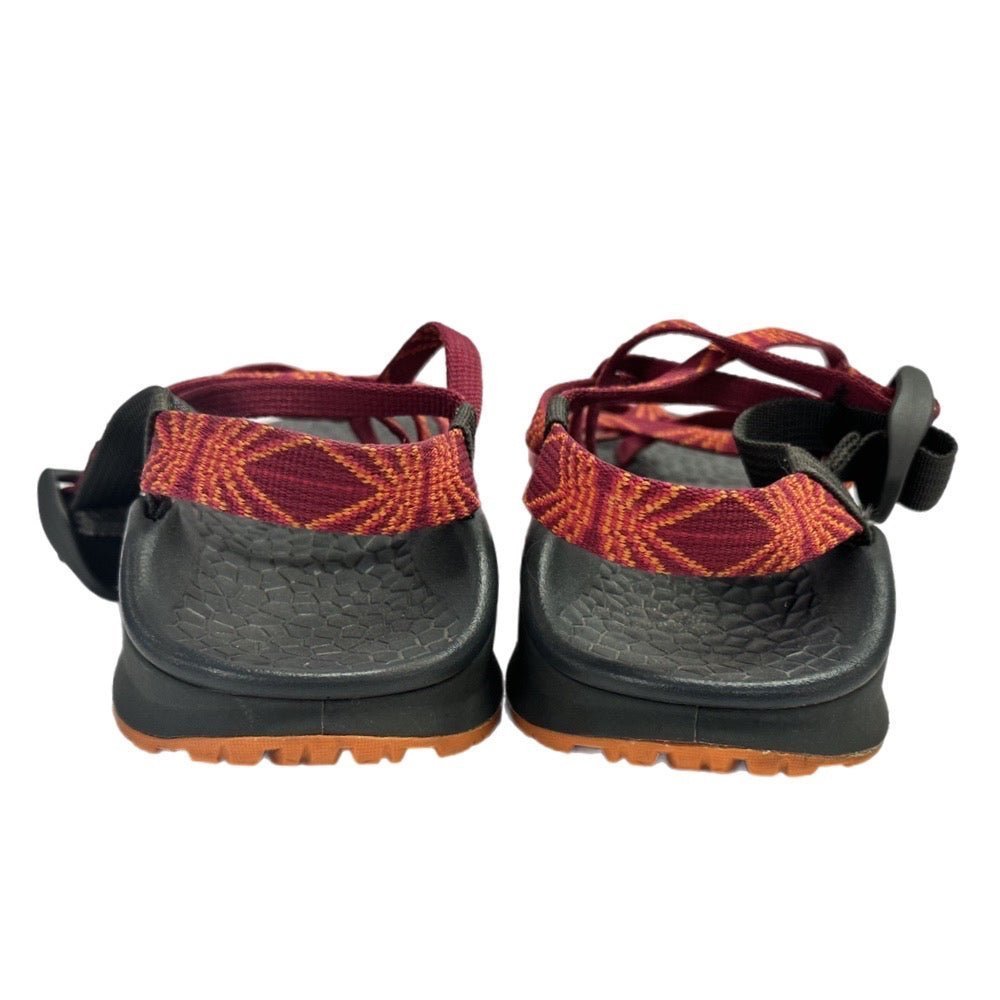 Chaco ZVOLV 2 Magenta Classic Sport Outdoor Sandals SIZE 8 | Finer Things Resale