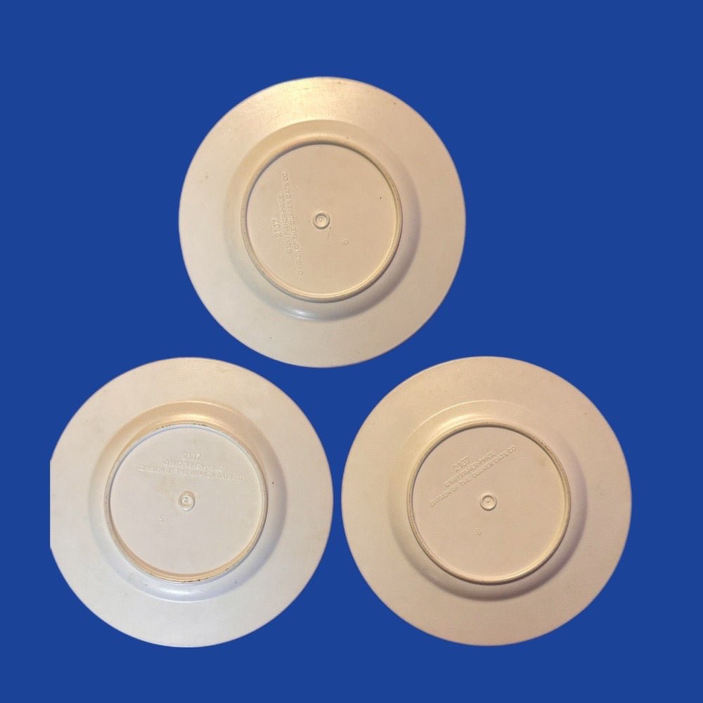 Fisher Price Fun With Food Family Dinnerware REPLACEMENT 3pc plate VINTAGE 1987 | Finer Things Resale