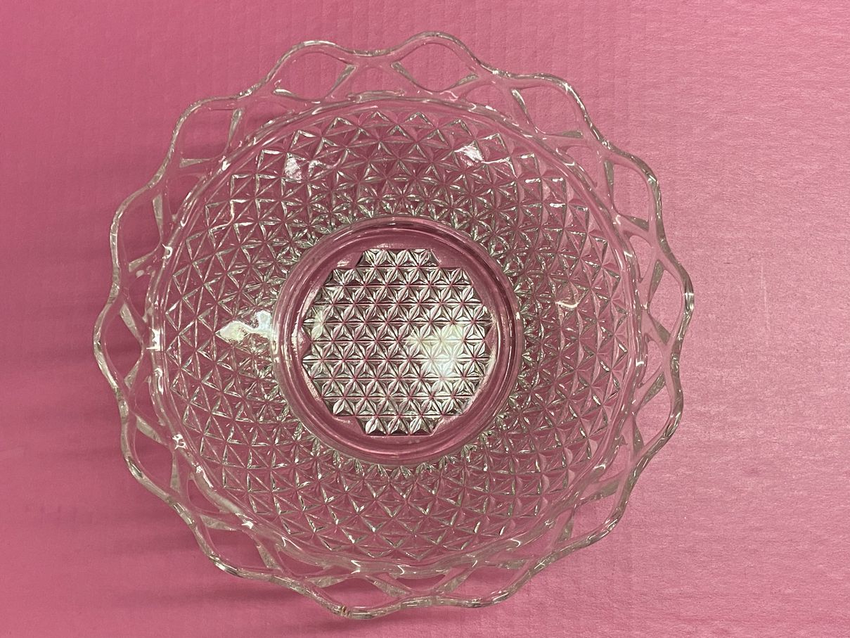 Imperial Glass diamond pattern crochet lace edge 10" glass bowl | Finer Things Resale