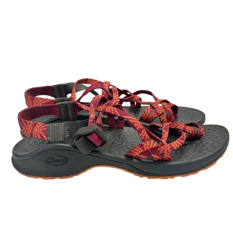 Chaco ZVOLV 2 Magenta Classic Sport Outdoor Sandals SIZE 8 | Finer Things Resale
