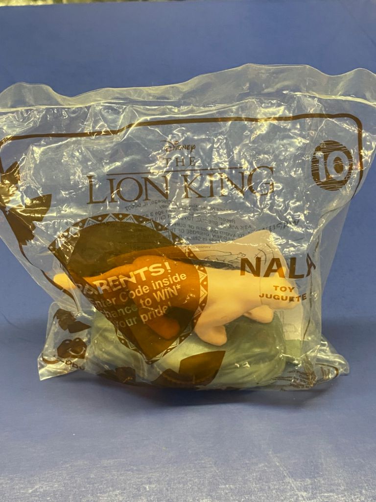 mcdonalds lion king nala happy meal toy #10 2019 nip - 0