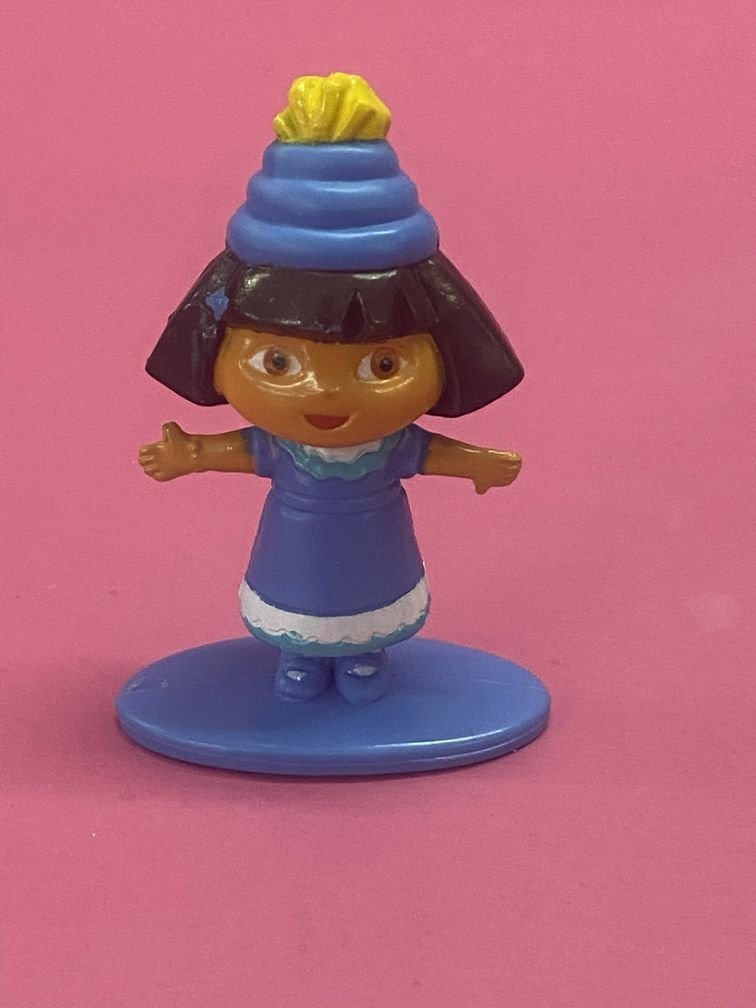 Milton Bradley Nick Jr Dora the Explorer Candy Land REPLACEMENT Dora pawn 2005 | Finer Things Resale