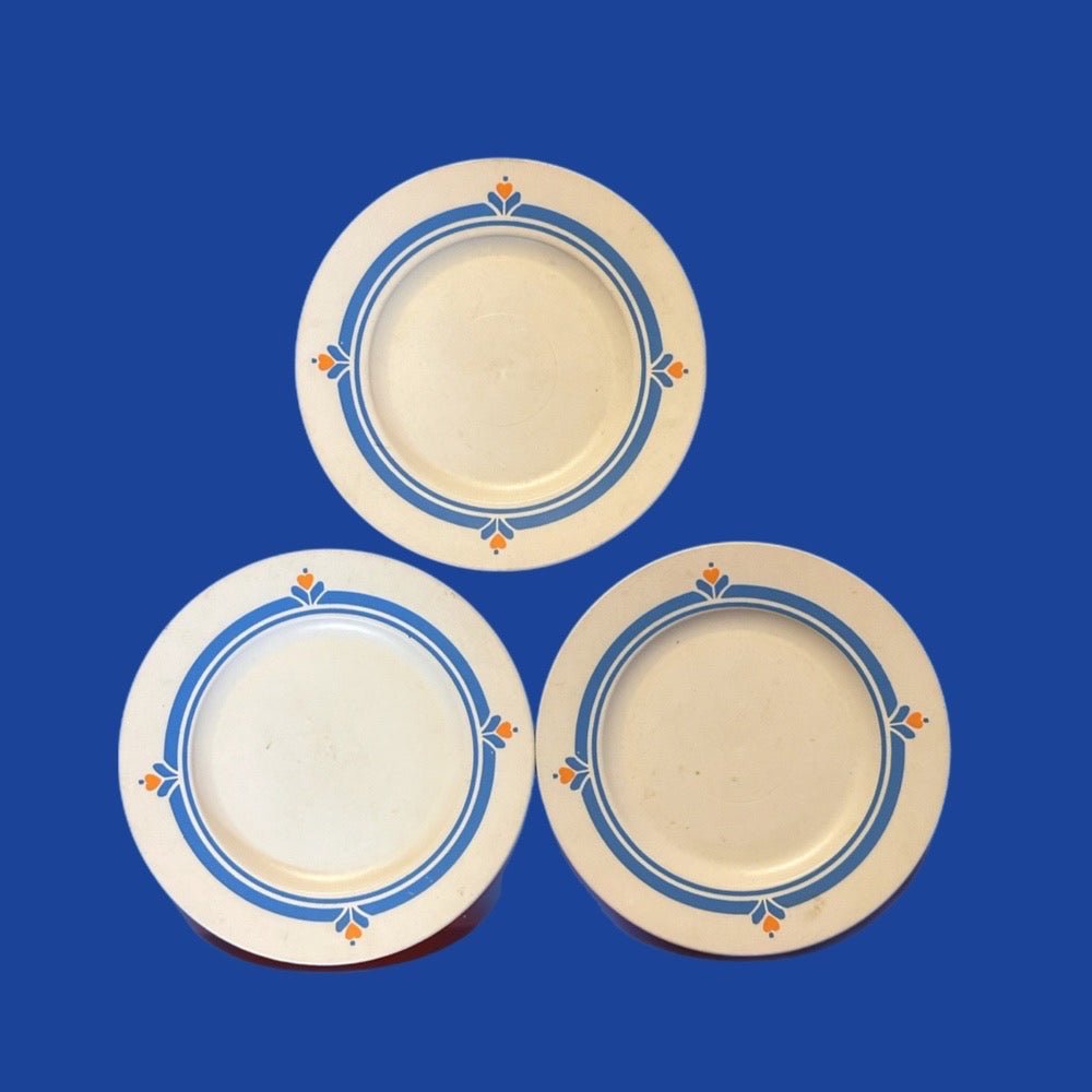 Fisher Price Fun With Food Family Dinnerware REPLACEMENT 3pc plate VINTAGE 1987 | Finer Things Resale