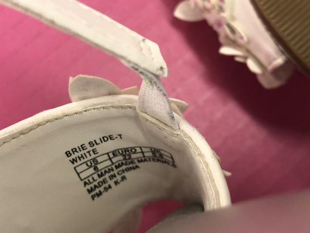 Kenneth Cole Reaction Brie Slide-T dress sandals SIZE 6 | Finer Things Resale