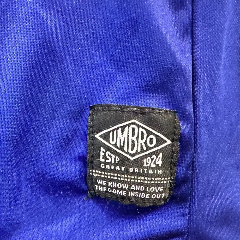 Umbro USA Soccer Jersey short sleeve shirt top SIZE XLARGE | Finer Things Resale