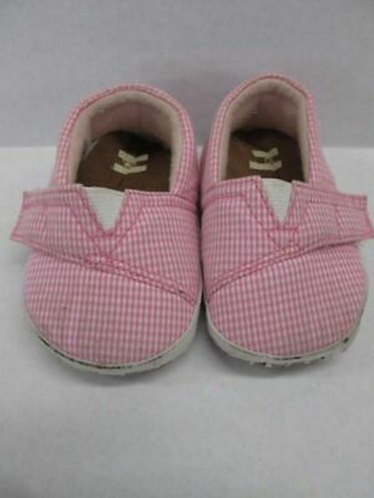 Toms canvas slip on loafer SIZE 3 | Finer Things Resale