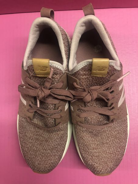 New Balance WSPTLY Fresh Foam athletic running sneaker shoes SIZE 9.5 | Finer Things Resale