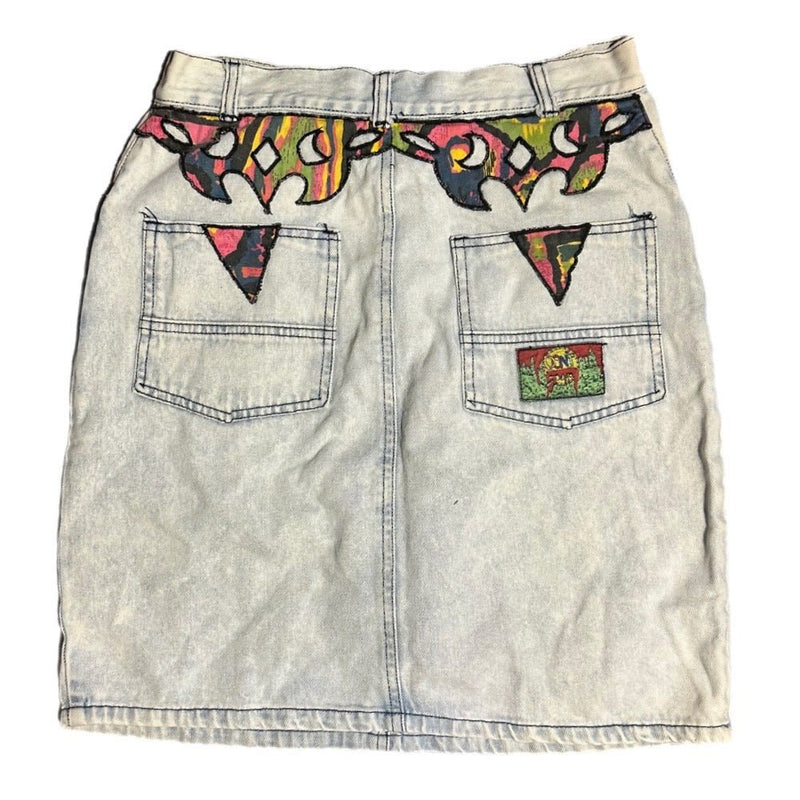 Vintage 1990's Y2K denim skirt SIZE 9/10 | Finer Things Resale