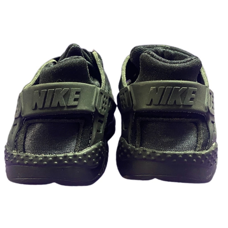Nike Huarache Run Triple Black Run Sneaker SIZE 7 704950-016 | Finer Things Resale