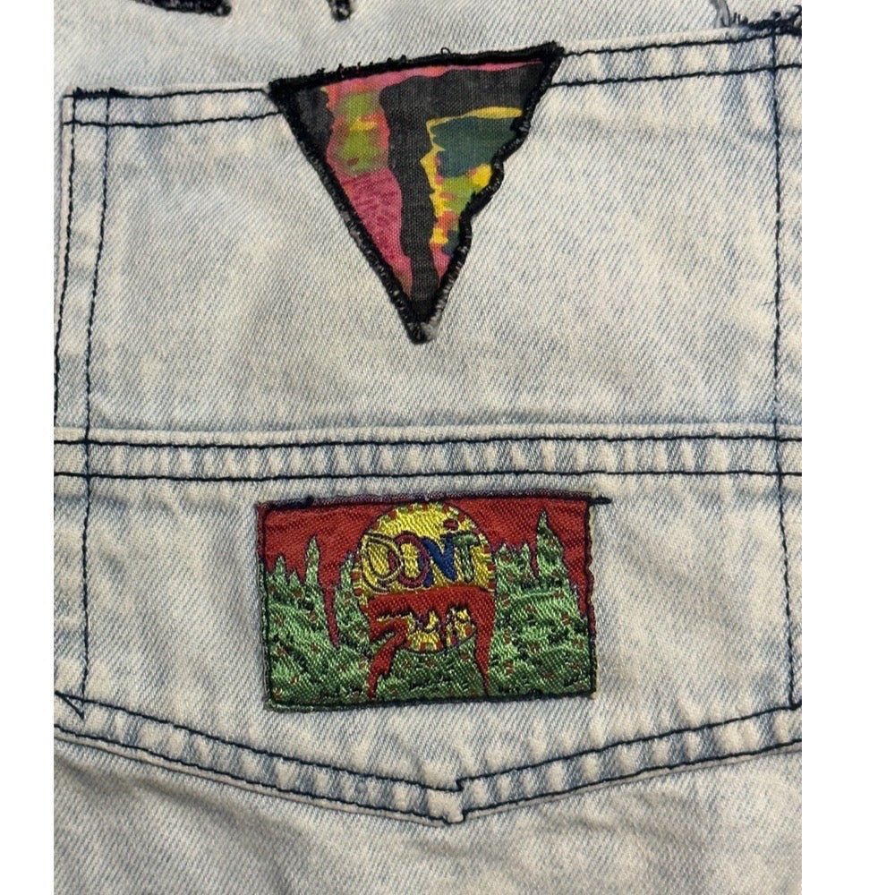 Vintage 1990's Y2K denim skirt SIZE 9/10 | Finer Things Resale