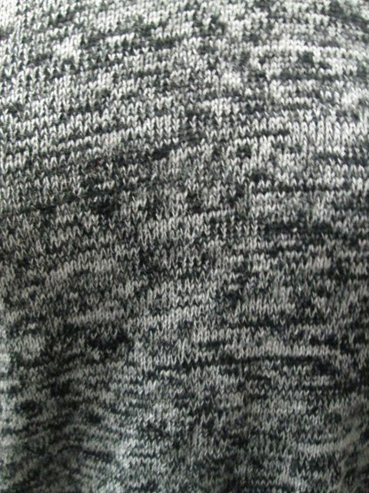 Jeanne Pierre long sleeve crew neck sweater SIZE MEDIUM | Finer Things Resale