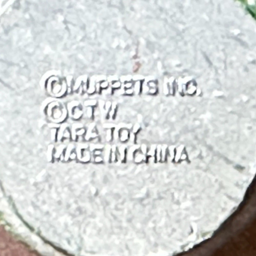 Sesame Street Muppets Oscar the Grouch "Fun Day in the Park" 2.5" PVC figure | Finer Things Resale