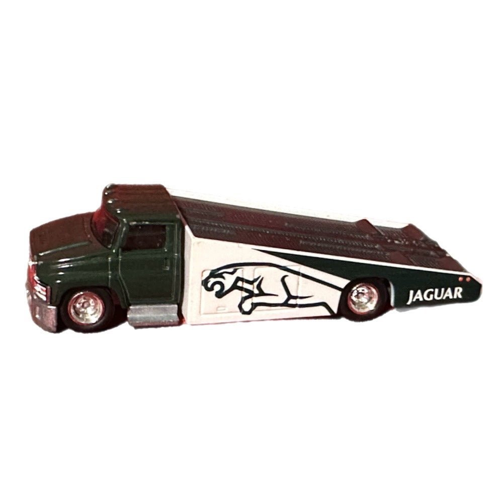 Hot Wheels Car Culture Team Transport Carry On Jaguar Truck - 0