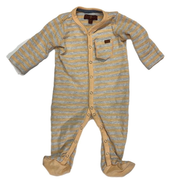 7 for all mankind stripe sleeper SIZE 3-6 MONTHS | Finer Things Resale