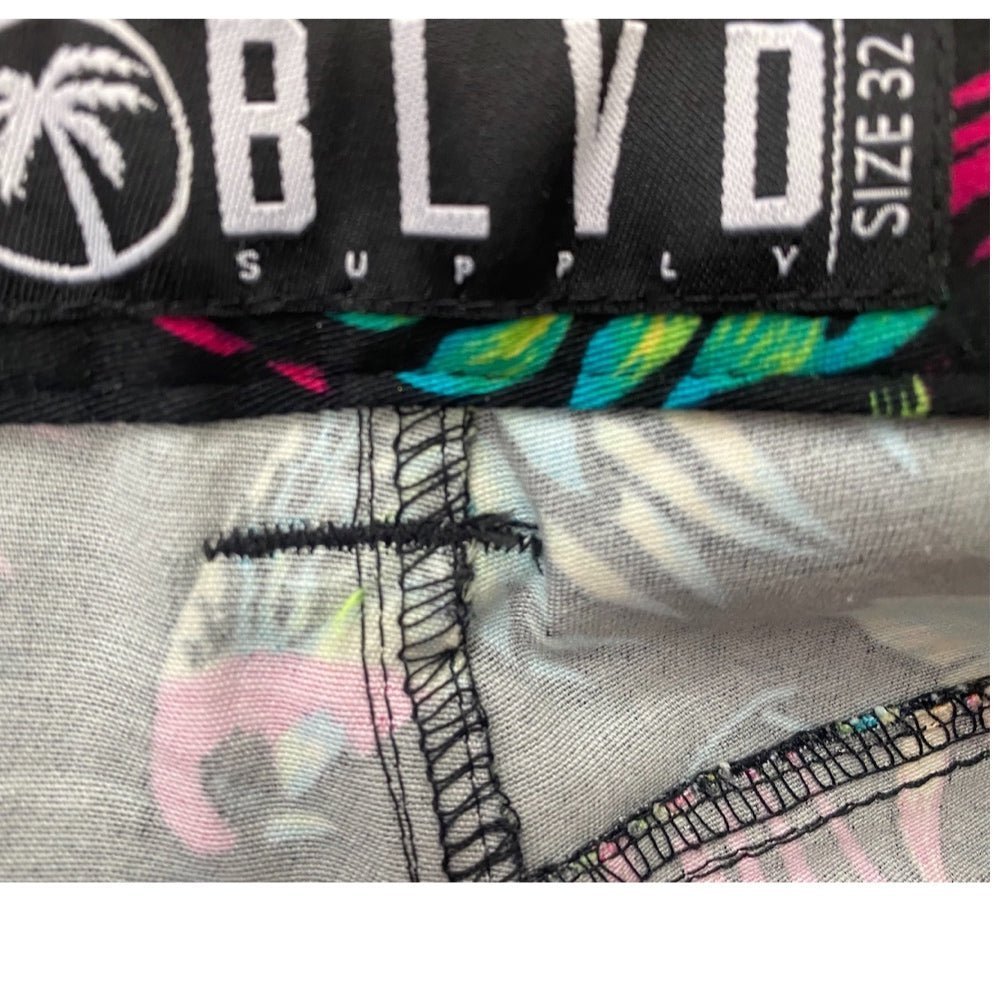 B.L.V.D. Supply Bird of Paradise Tropical walking shorts SIZE 32 | Finer Things Resale