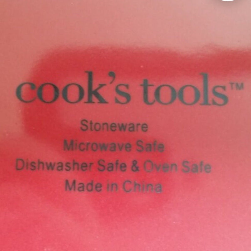 Cook's Tools Stoneware Baking Dish with Lid | Finer Things Resale