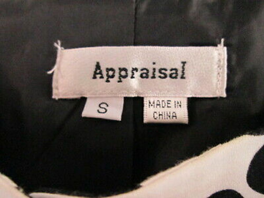 Appraisal short sleeve print dress SIZE SMALL | Finer Things Resale