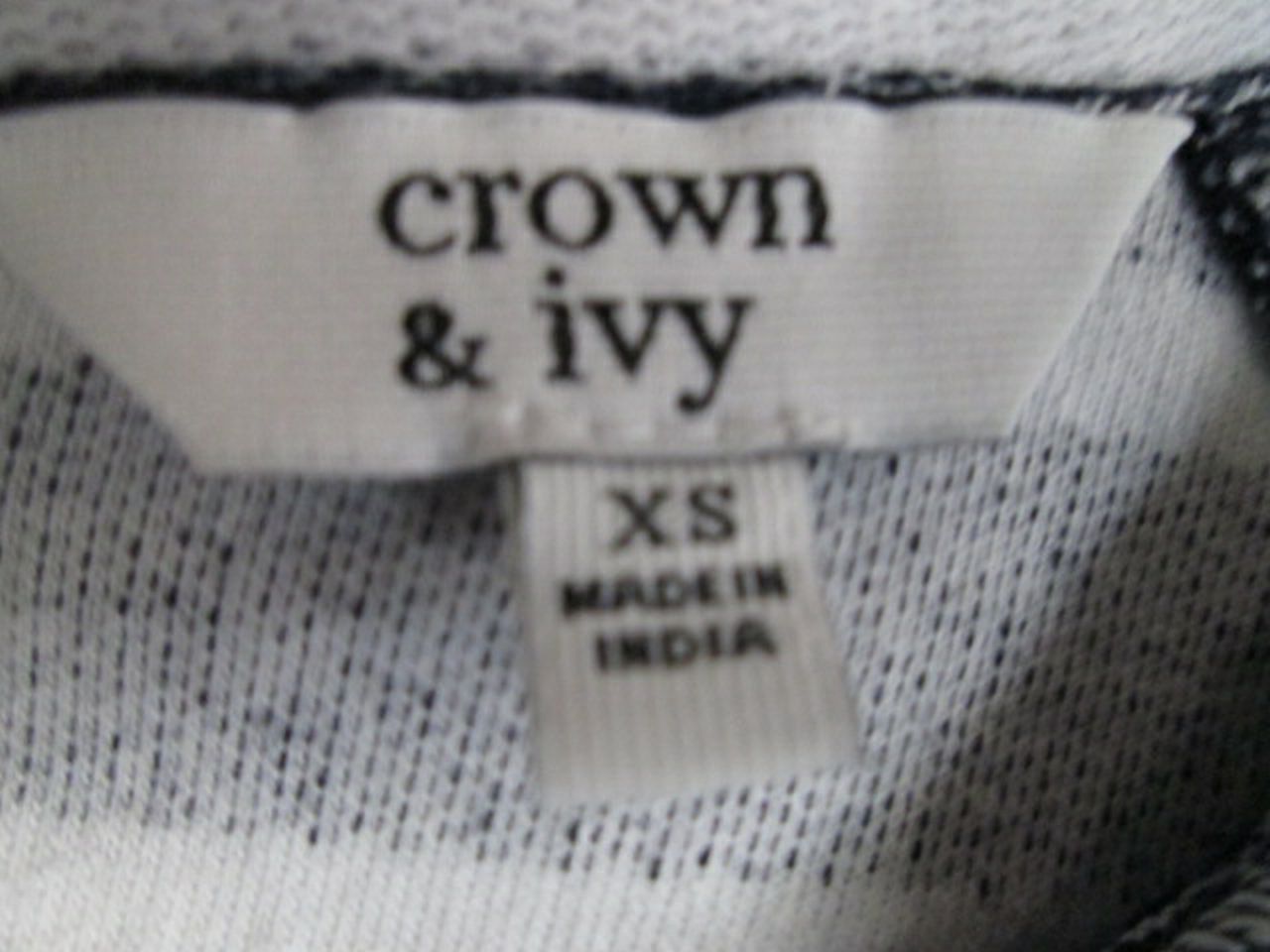 Crown & Ivy long sleeve stripe shirt SIZE XSMALL | Finer Things Resale