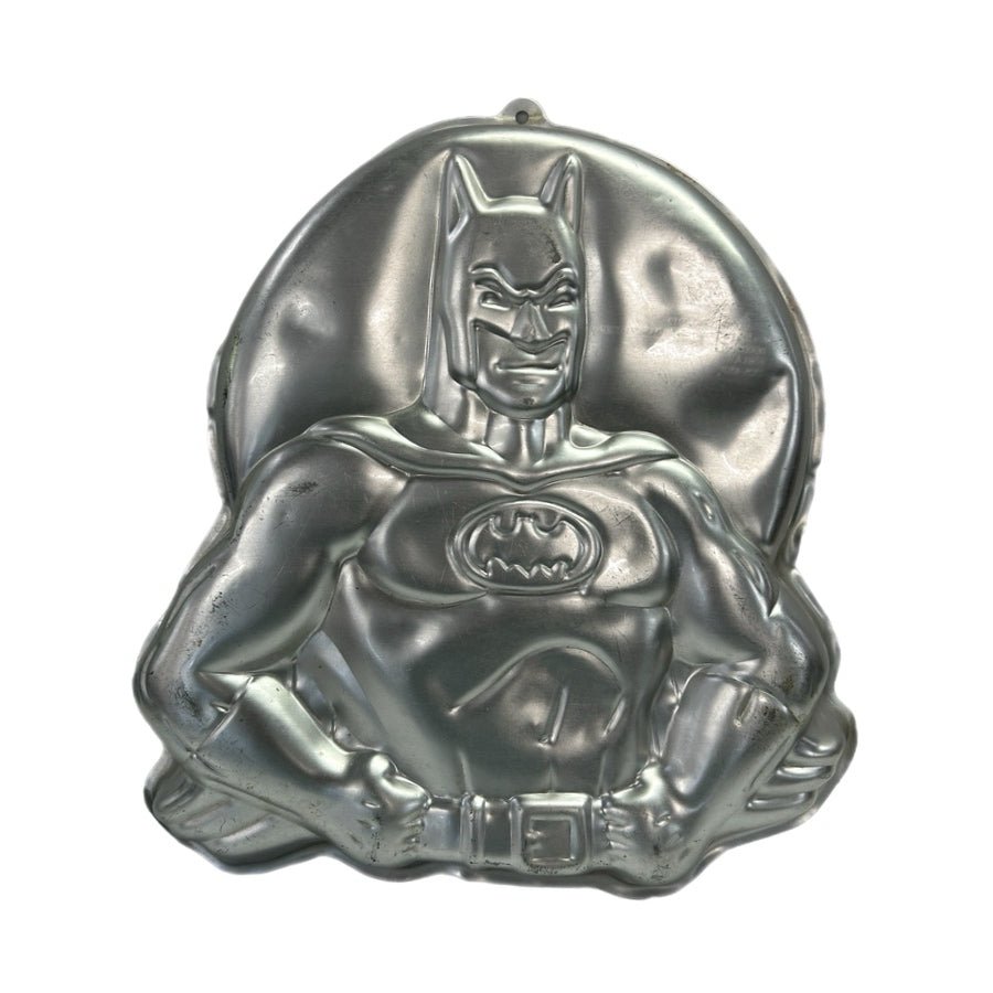 Wilton DC Comics Batman Cake Pan Mold Aluminum 2105-6501 VINTAGE 1989 | Finer Things Resale