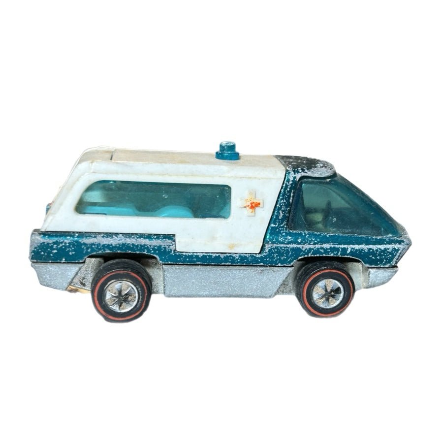 Hot Wheels The Heavyweights Emergency Ambulance Redline 1969 Mattel Hong Kong | Finer Things Resale
