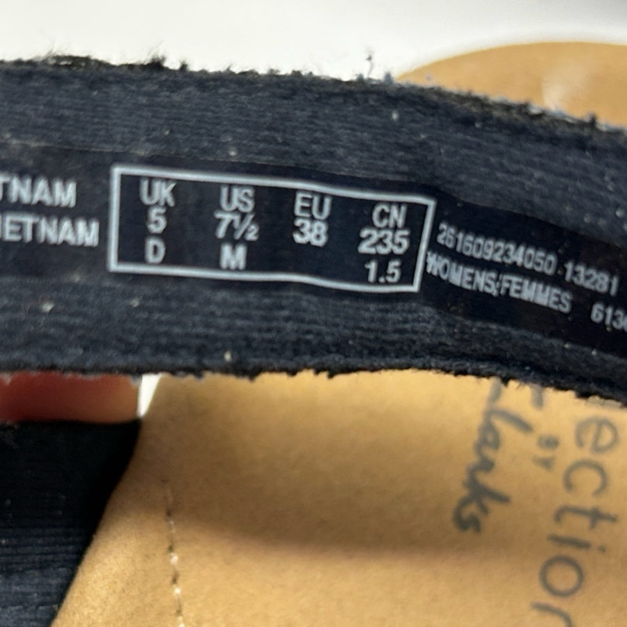 Clarks Leisa Lakelyn Black Snakeskin Comfort Wedge Sandals SIZE 7.5 | Finer Things Resale