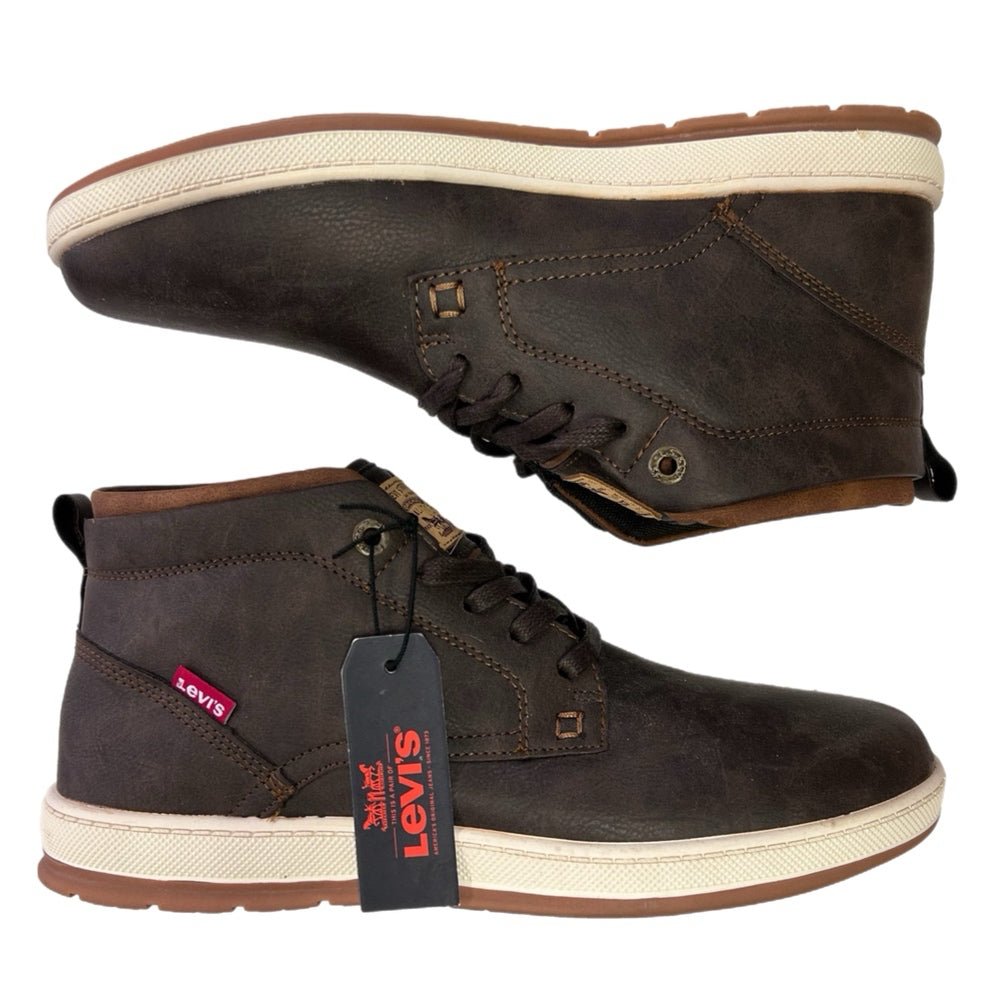 Levi's Goshen 2.0 Faux Leather Sneaker Chukka Boots SIZE 9.5 NWT | Finer Things Resale