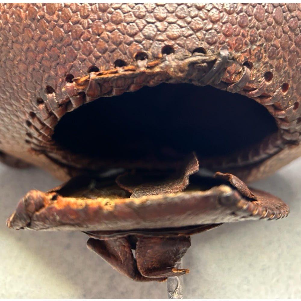 vintage full body leather armadillo purse handbag vintage  1960'