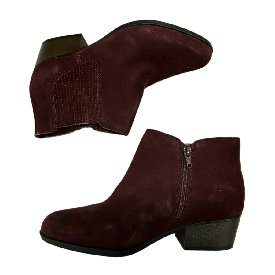 Clarks Burgandy Wine Low Heel Ankle Boots SIZE 7.5 M | Finer Things Resale