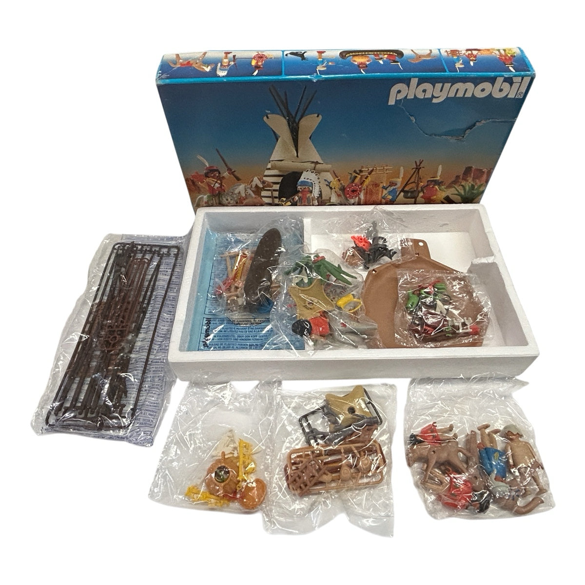 Playmobil Indian Camp 3733 NEW Factory Sealed Contents Damaged Box VINTAGE 1988