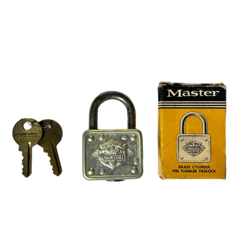 Master Locks Brass Cylinder Pin Tumbler Padlock  Keys Orginal Box Tiger Head #77